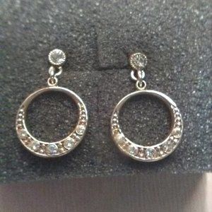 Vtg Dangling Gold-Tone Circle Clip-On Earrings